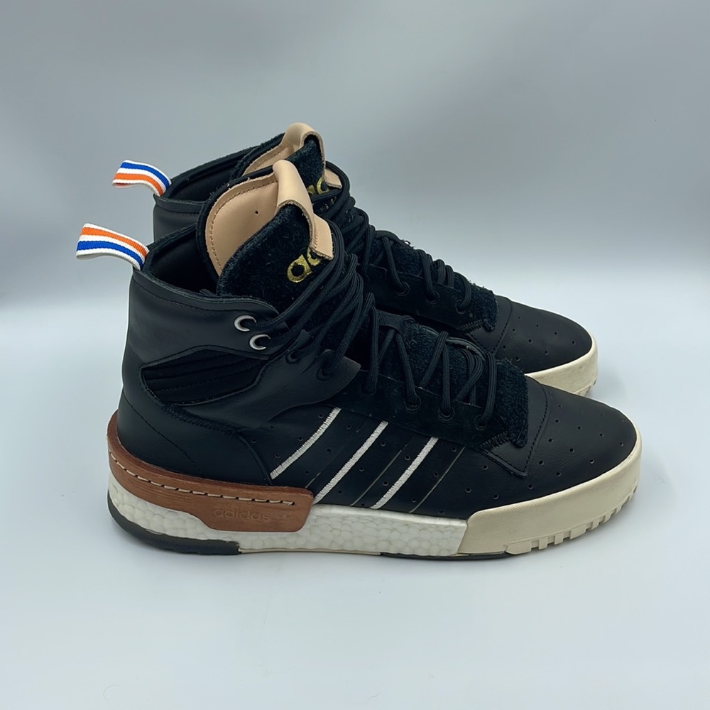 Adidas Originals Rivalry RM Hi-Top Knicks Men’s‎ Sz 8.5 Rare!